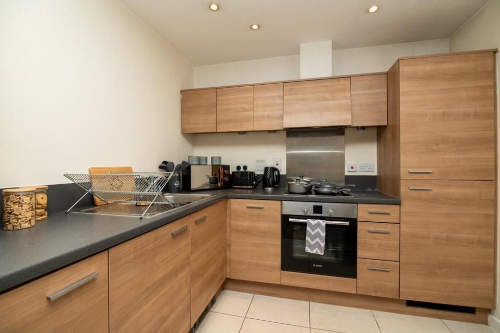 Ferienwohnung Zenith Hub London Exterior foto